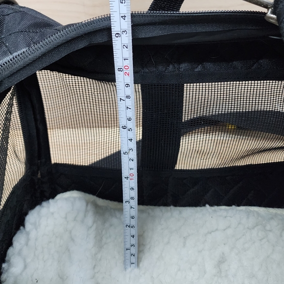 Sherpa deluxe medium airline approved pet carrier black herringbone EUC - Picture 15 of 15